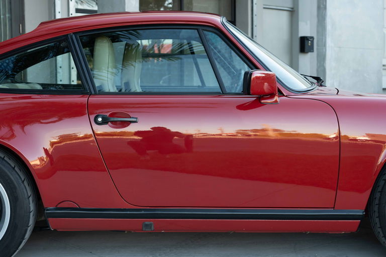 Porsche 911 Carrera 3.2 (US)