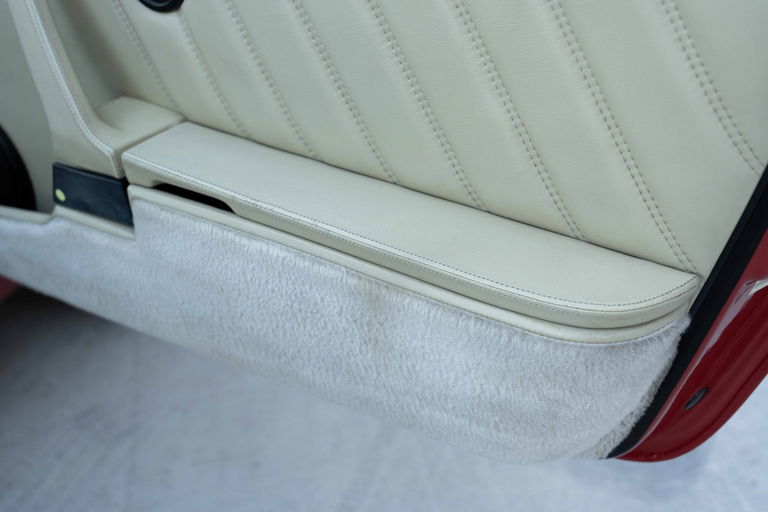 Porsche 911 Carrera 3.2 (US)