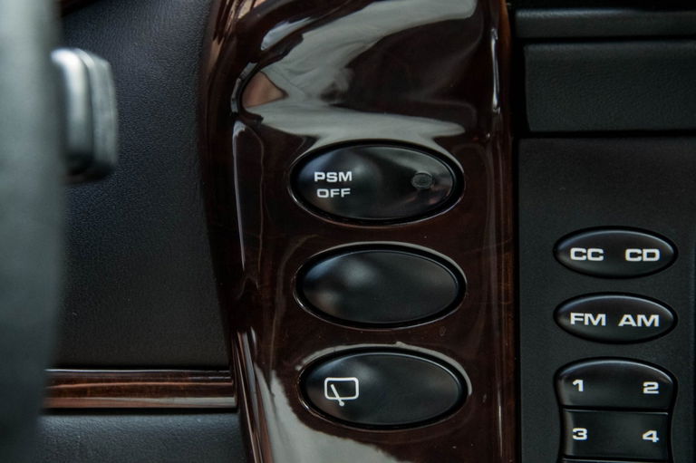 Porsche 996 Carrera 4