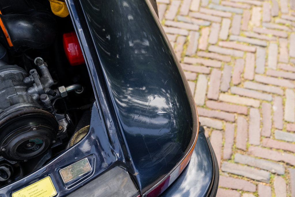 Porsche 911 Carrera 3.2