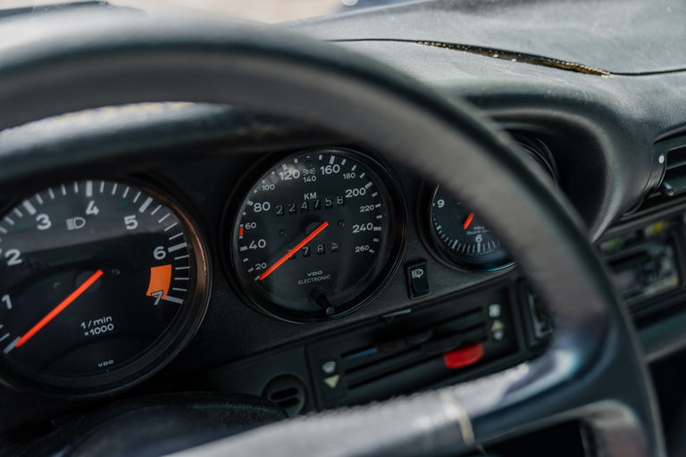 Porsche 911 Carrera 3.2