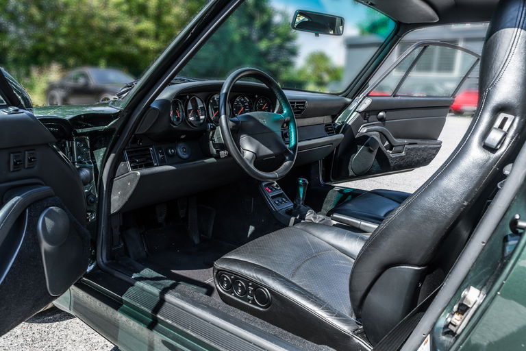 Porsche 993 Carrera 4S