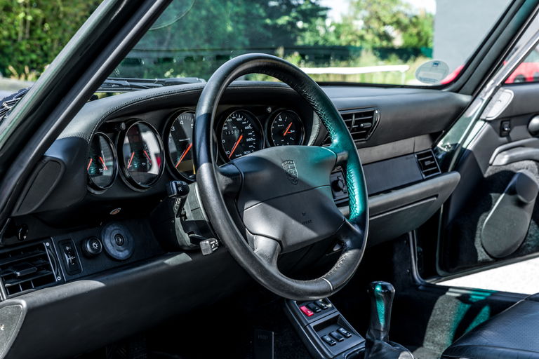 Porsche 993 Carrera 4S