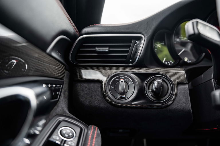 Porsche 991.2 Carrera 4 GTS