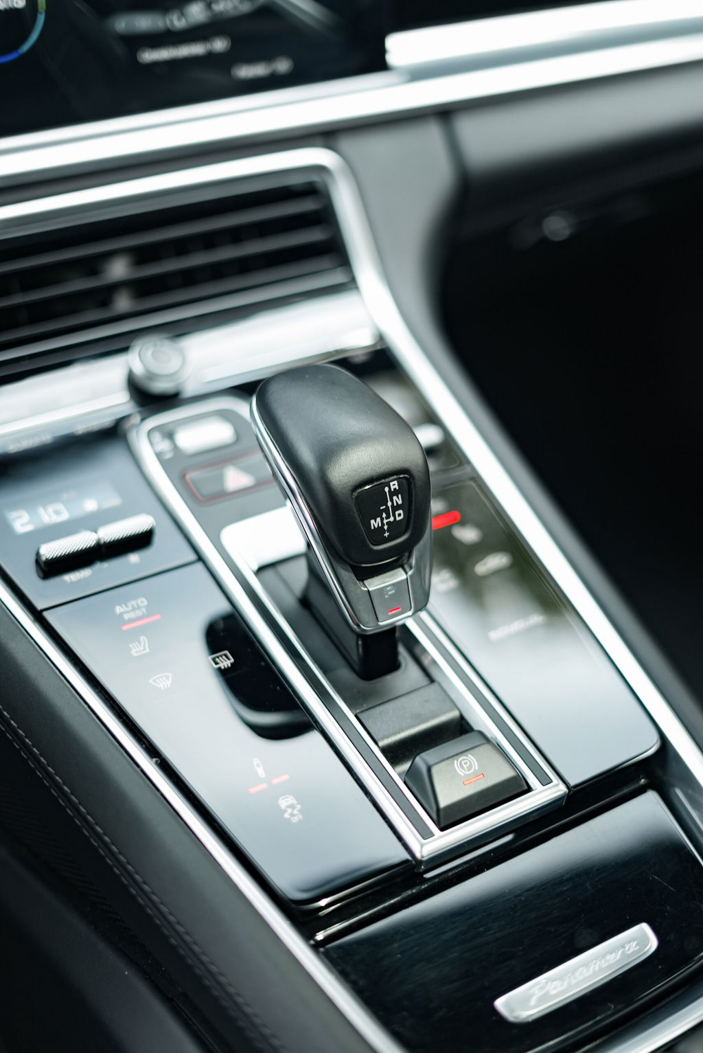 Porsche Panamera 4 E-Hybrid