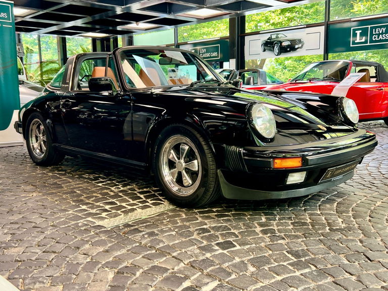 Porsche 911 Carrera 3.2