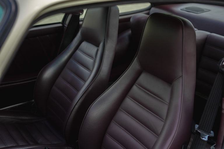 Porsche 911 Carrera 3.2 (US)