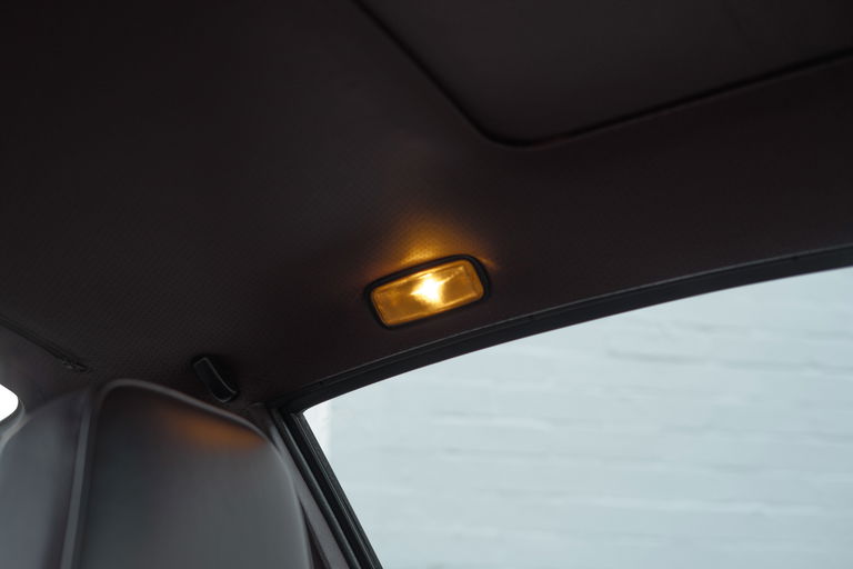 Porsche 911 Carrera 3.2 (US)