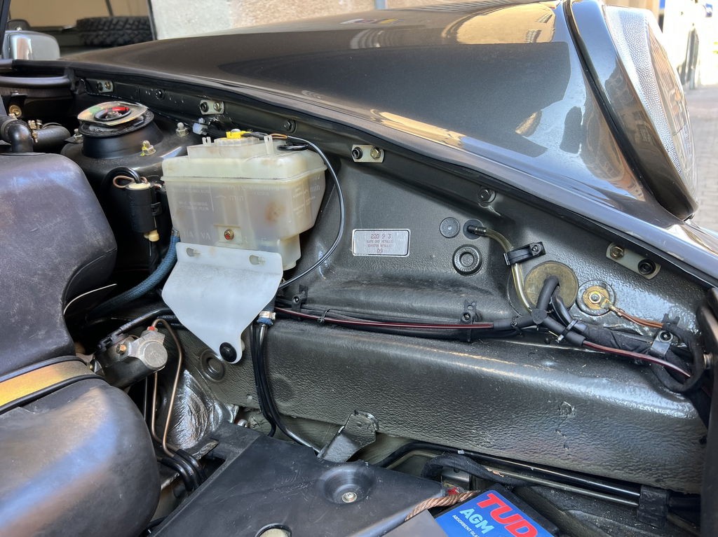 Porsche 964 Carrera 4