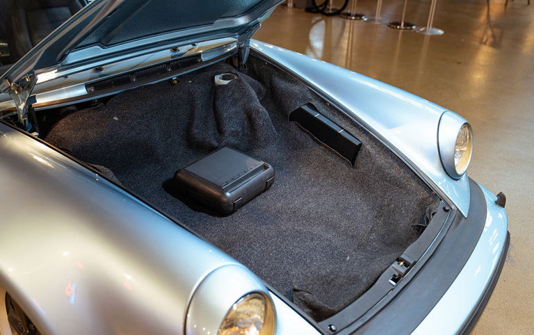 Porsche 911 Turbo 3.3 (US)