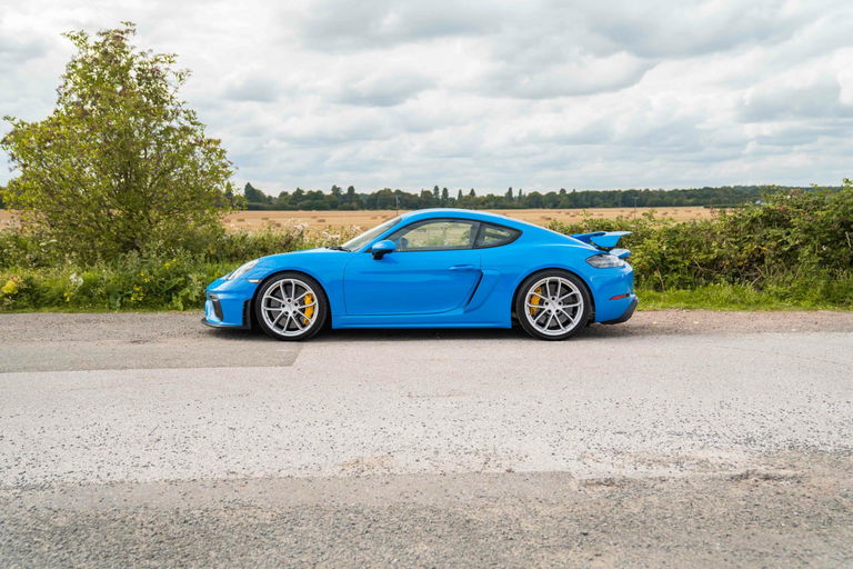 Porsche 718 Cayman GT4