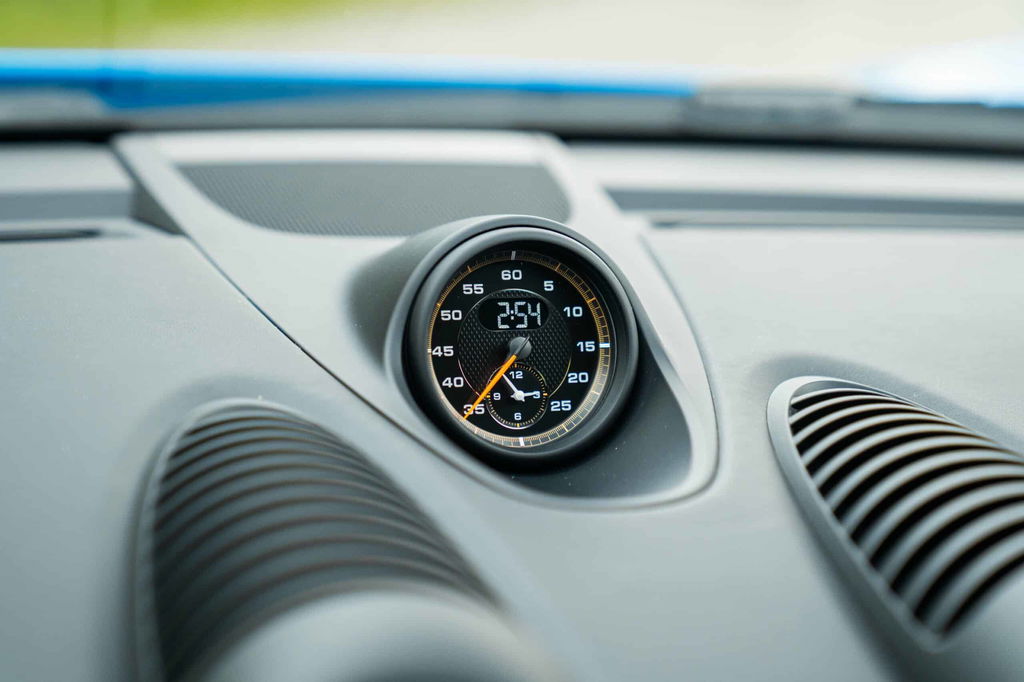 Porsche 718 Cayman GT4