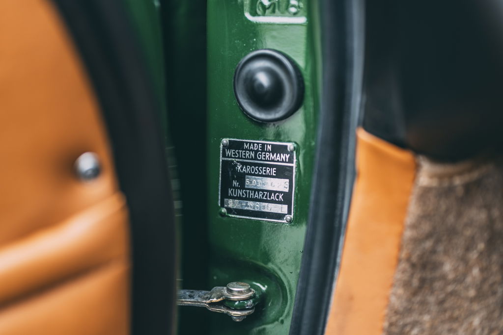 Porsche 911 S (F-Modell)