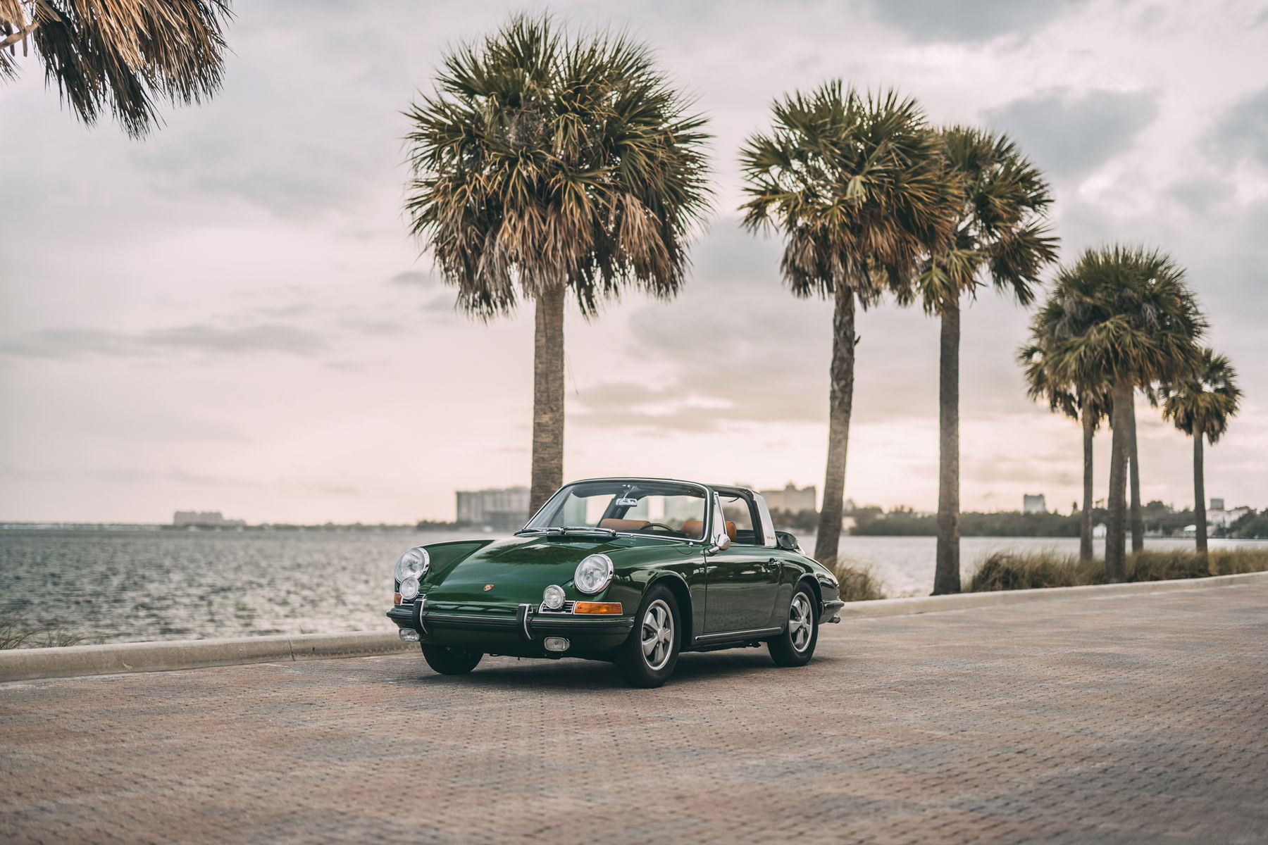 bauer_911ssoftwindow_miami-7.