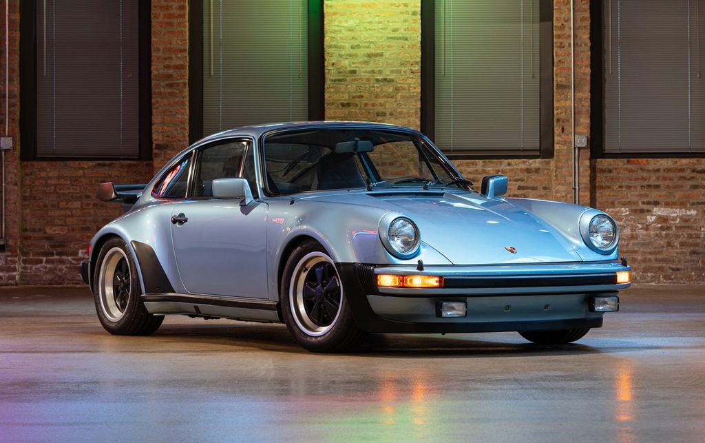 Porsche 911 Turbo 3.3 (US)