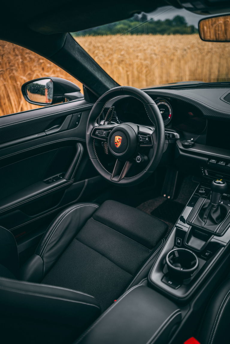 Porsche 992 GT3 Touring