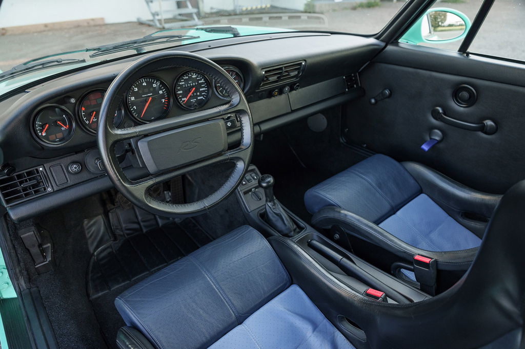 Porsche 964 Carrera RS