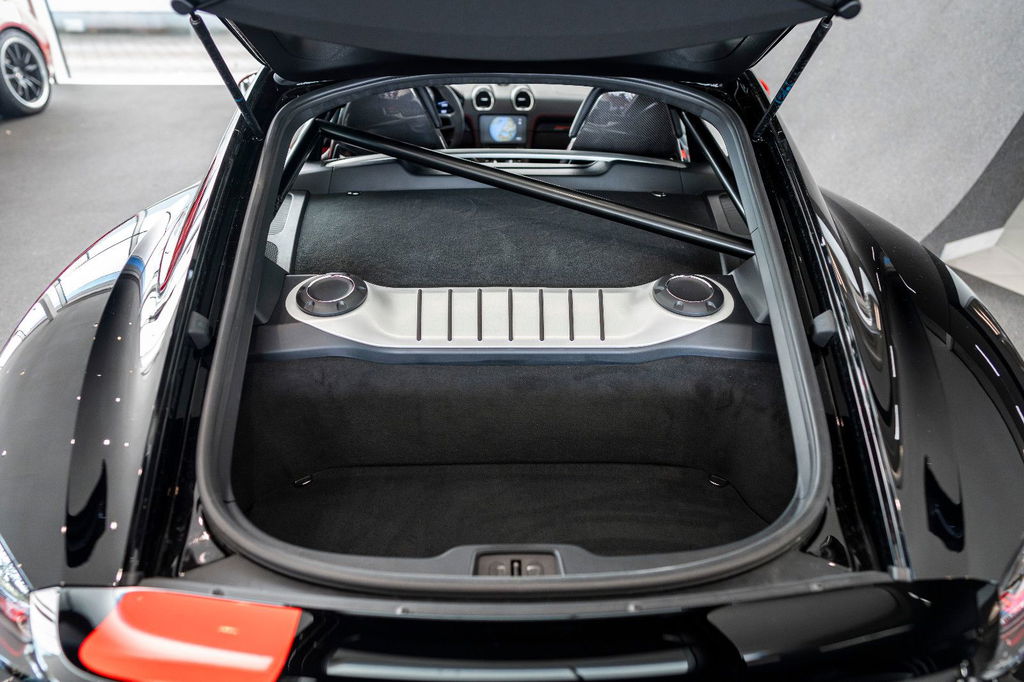 Porsche 718 Cayman GT4