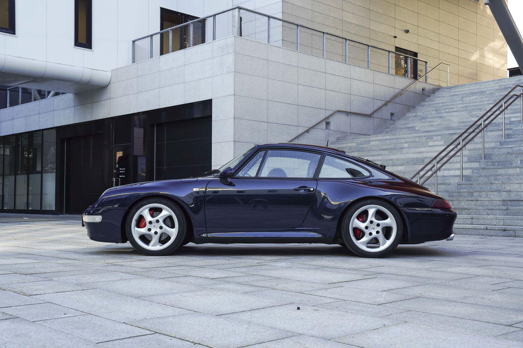 Porsche 993 Carrera 4S