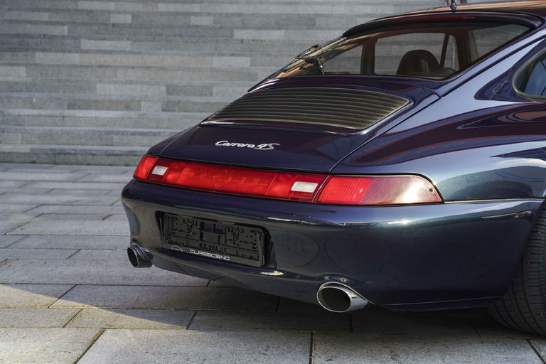 Porsche 993 Carrera 4S