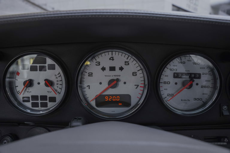 Porsche 993 Carrera 4S