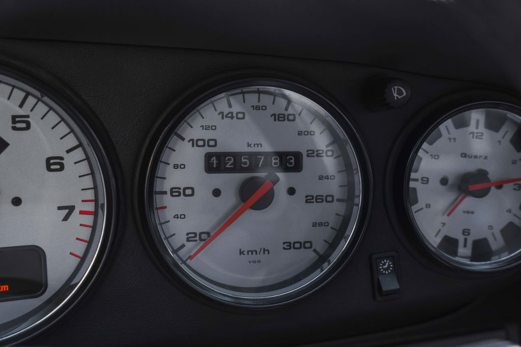 Porsche 993 Carrera 4S