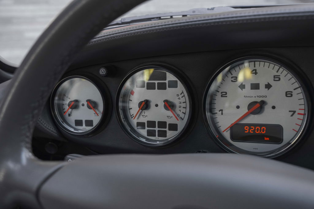 Porsche 993 Carrera 4S