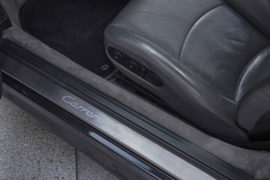 Porsche 993 Carrera 4S