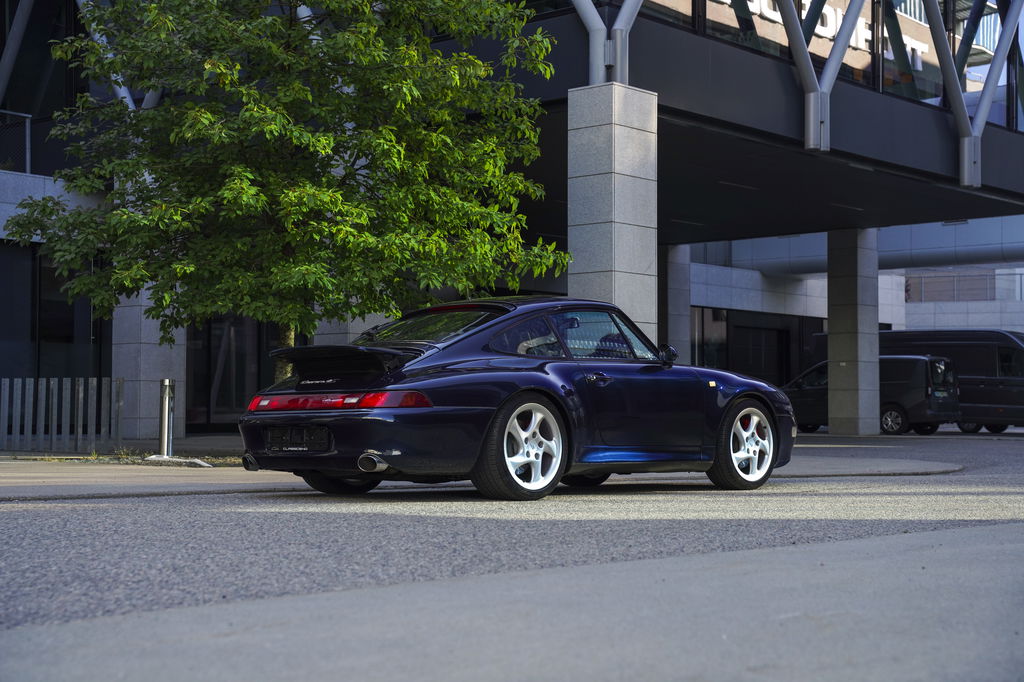 Porsche 993 Carrera 4S