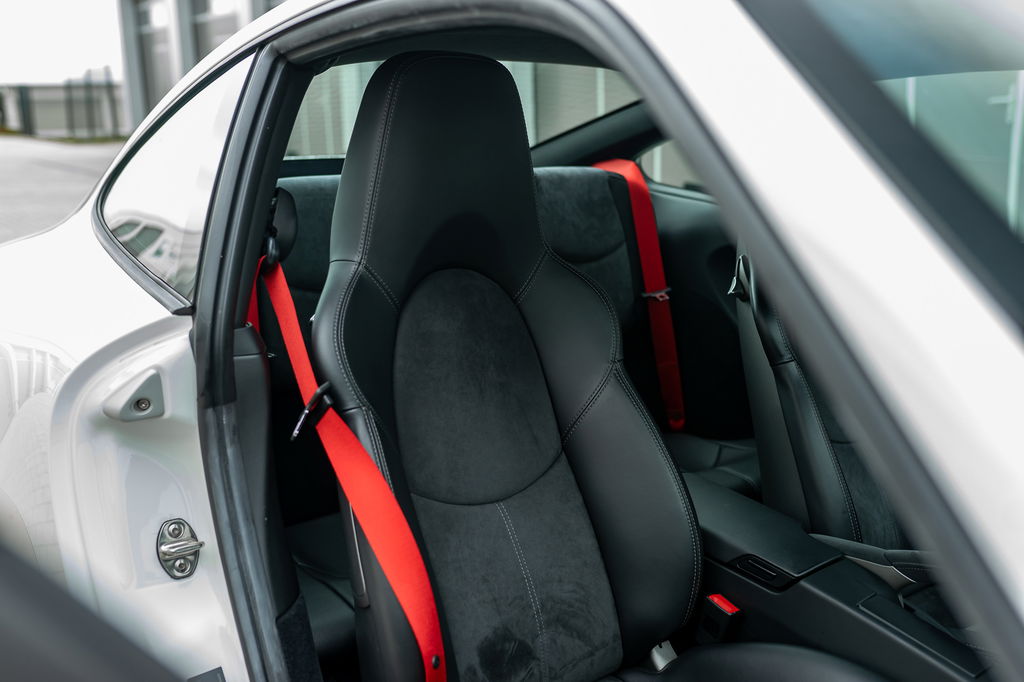 Porsche 997.2 Carrera GTS