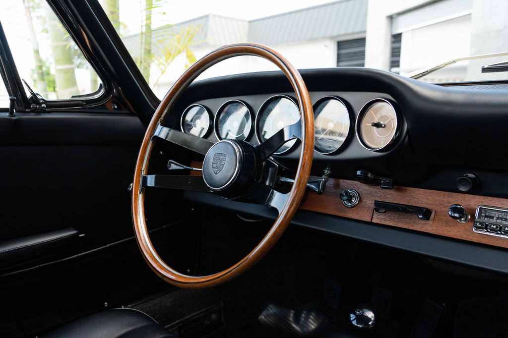 Porsche 911 (F-Modell)