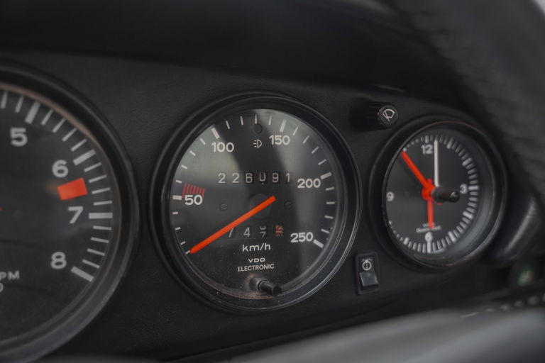 Porsche 911 Carrera 3,0