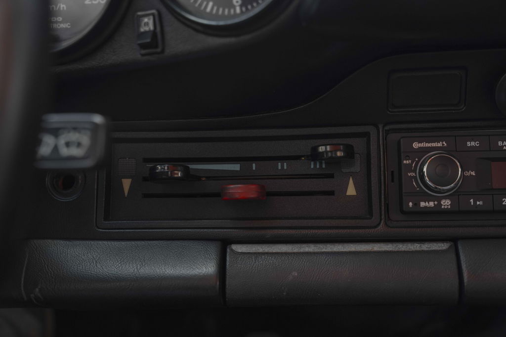 Porsche 911 Carrera 3,0