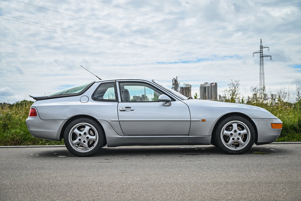 Porsche 968