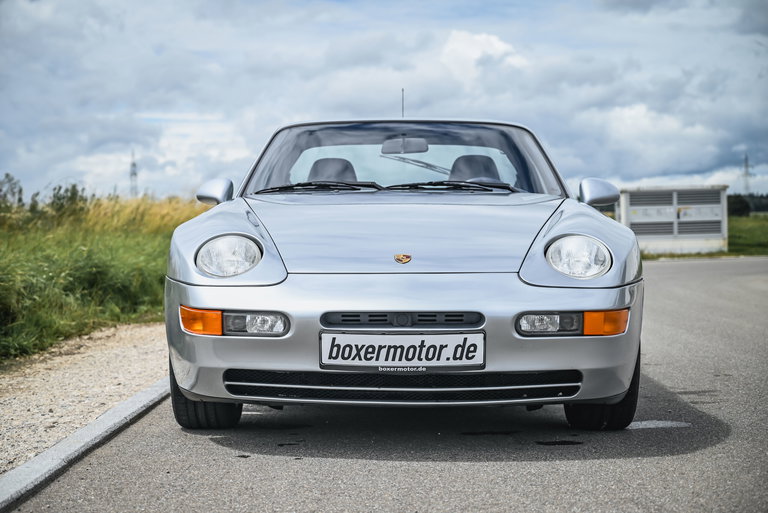Porsche 968
