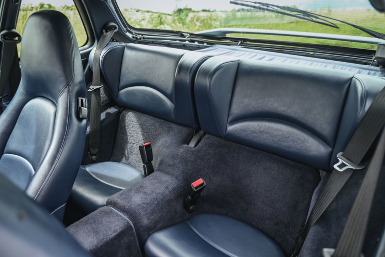 Porsche 968