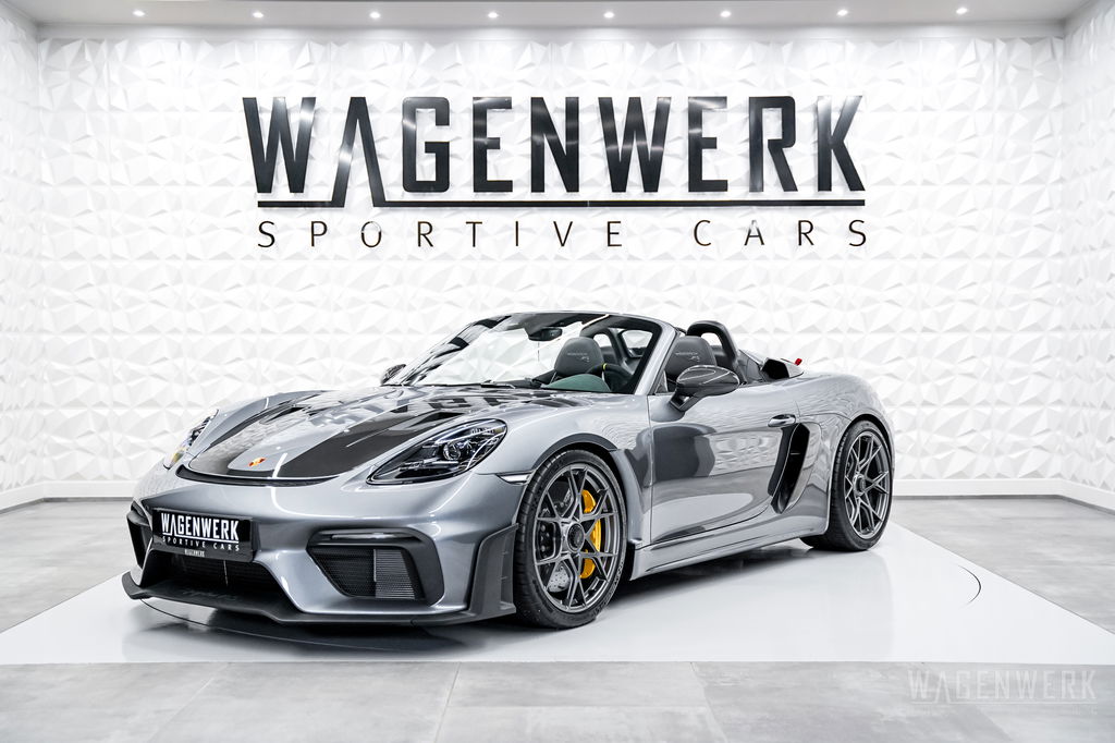 Porsche 718 Spyder RS