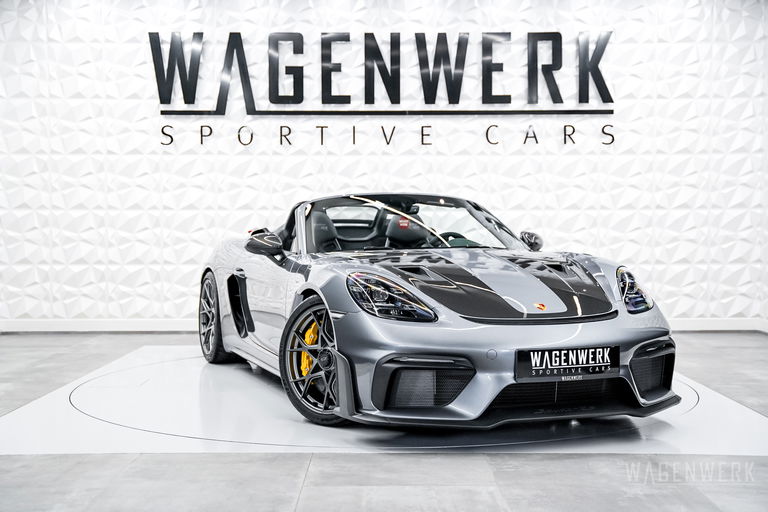 Porsche 718 Spyder RS