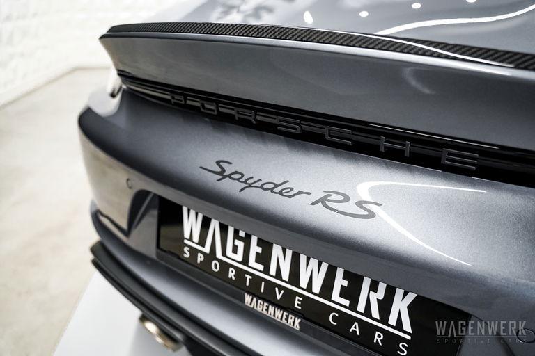 Porsche 718 Spyder RS