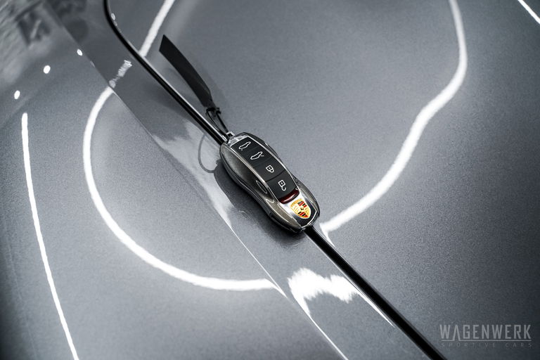 Porsche 718 Spyder RS