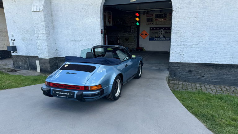 Porsche 911 Carrera 3.2