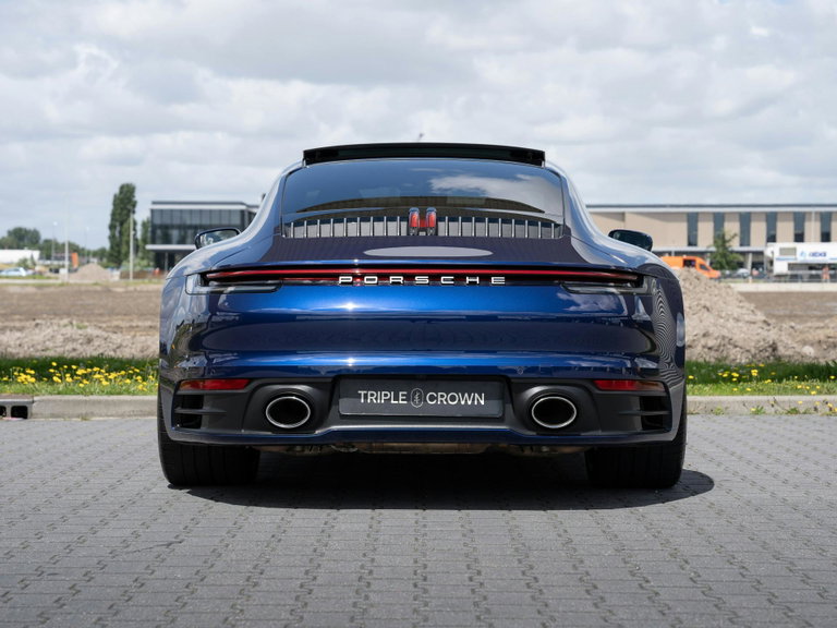 Porsche 992 Carrera 4S