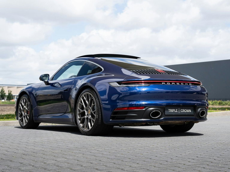 Porsche 992 Carrera 4S