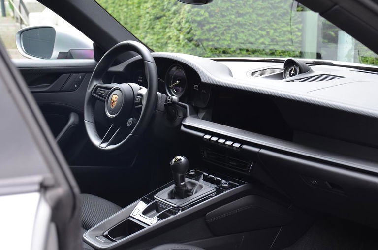 Porsche 992 GT3 Touring