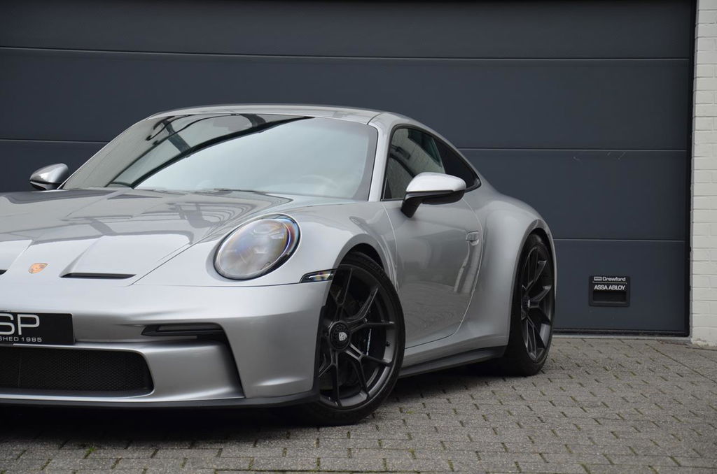 Porsche 992 GT3 Touring