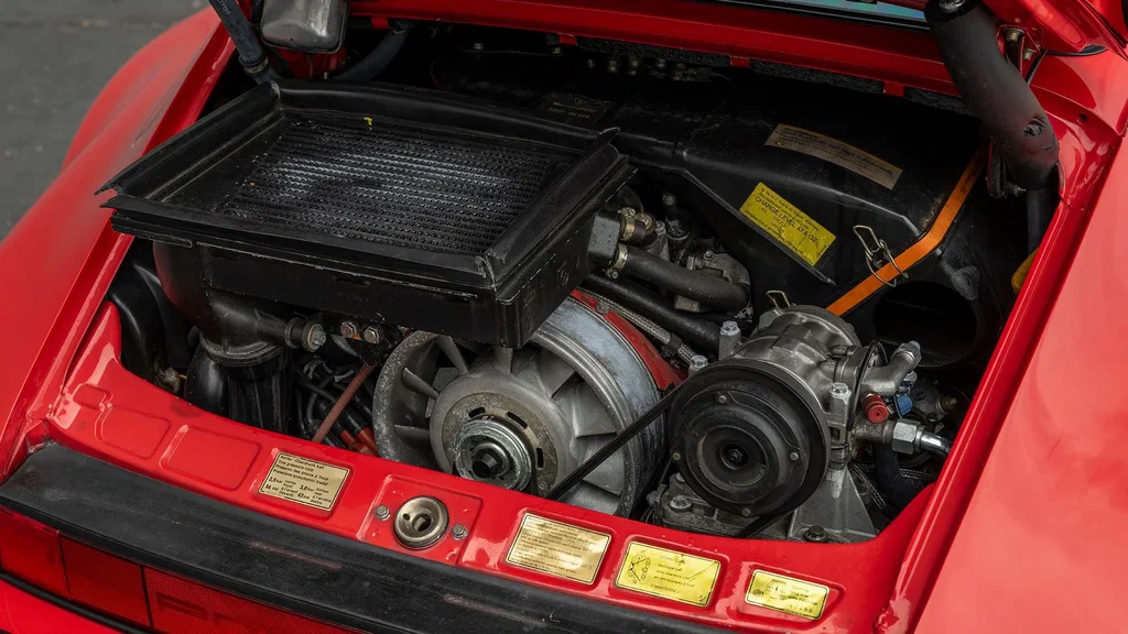 Porsche 911 Turbo Flachbau