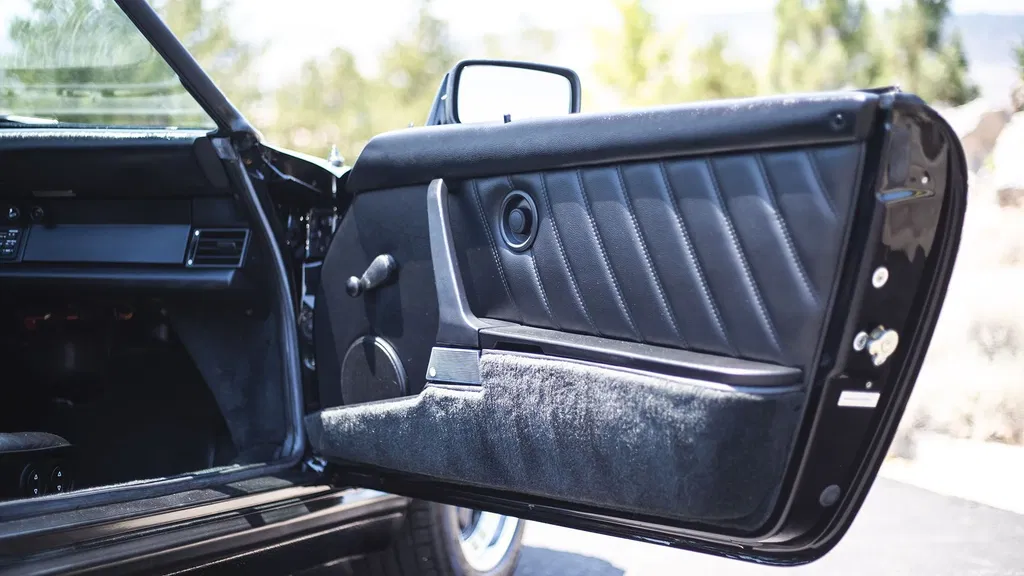 Porsche 911 Carrera 3.2 Speedster (US)