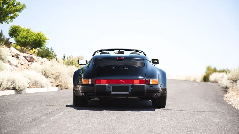 Porsche 911 Carrera 3.2 Speedster (US)