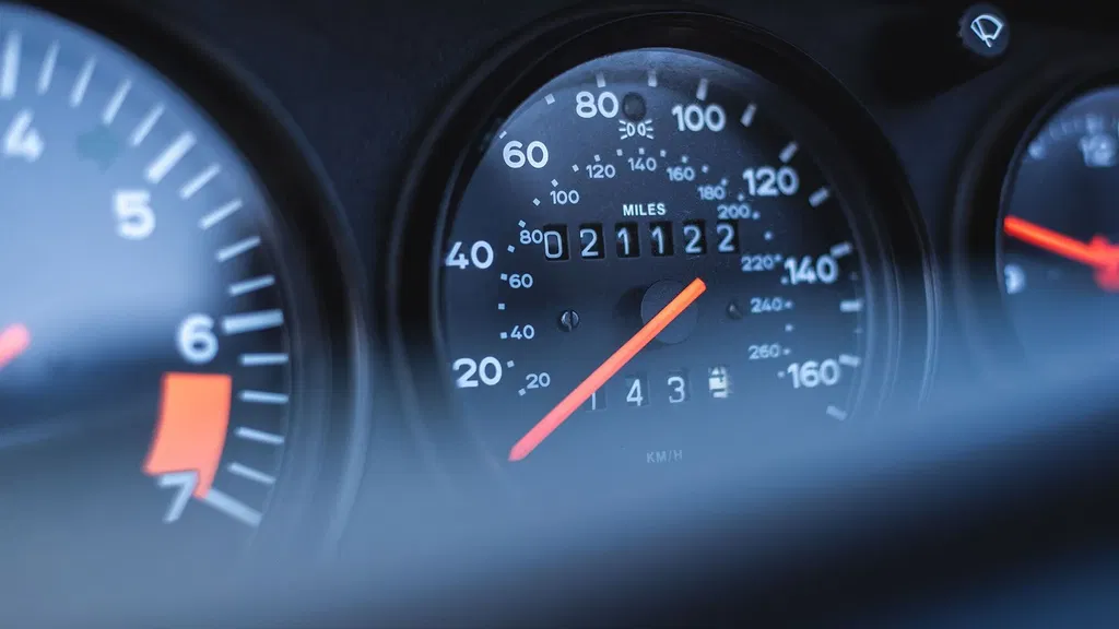 Porsche 911 Carrera 3.2 Speedster (US)