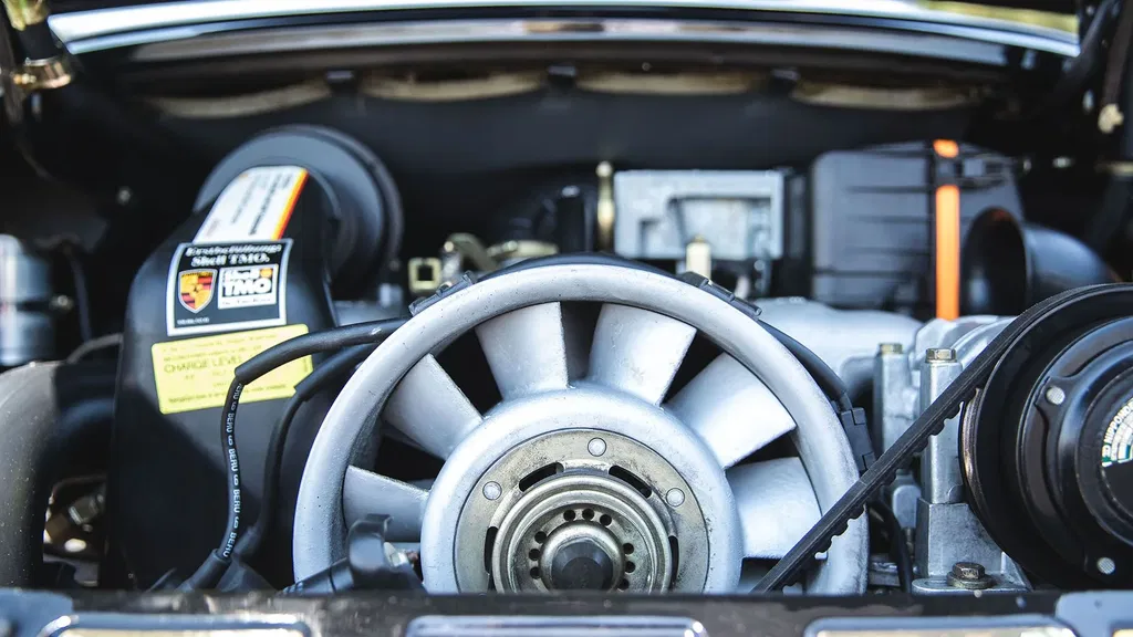 Porsche 911 Carrera 3.2 Speedster (US)